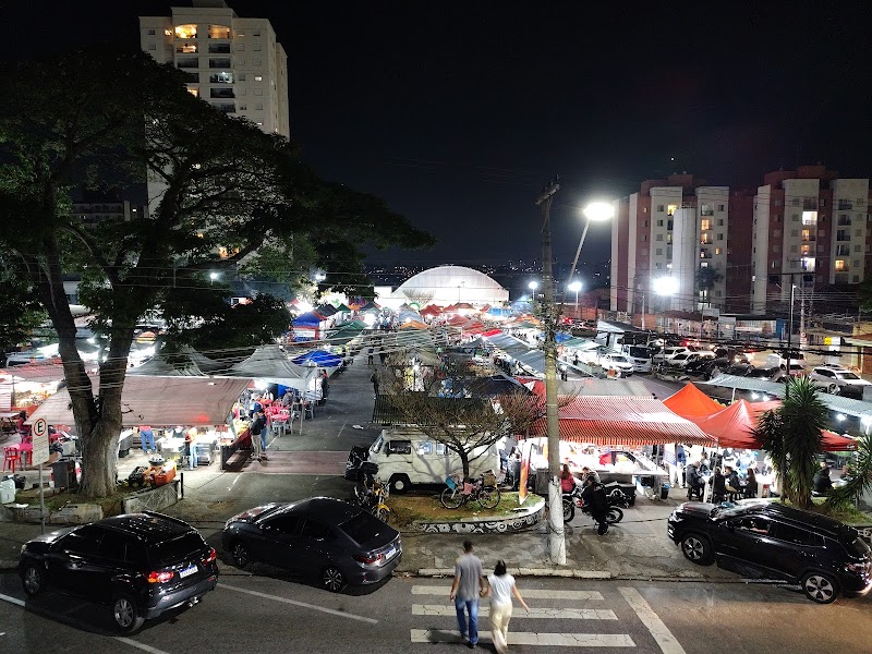 Fachada ou ambiente de Feira Noturna de Suzano