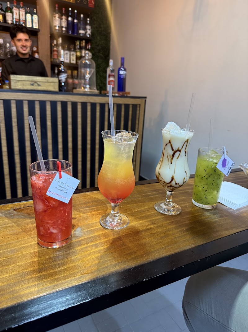 Fachada ou ambiente de Outbar Drinks & Coqueteis | Bartender para festas e eventos | Montamos o bar da sua festa